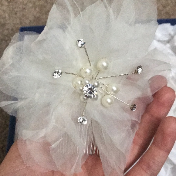 Bel Air Bridal Crystal Pearl Wedding Hair Clip - Picture 6 of 6